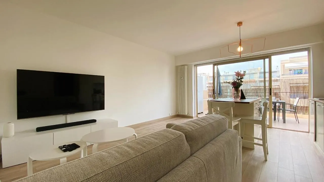 Daire T2 Bricka La Terrasse De La Plage, Moderne, Equipe, Lumineux Antibes Fransa