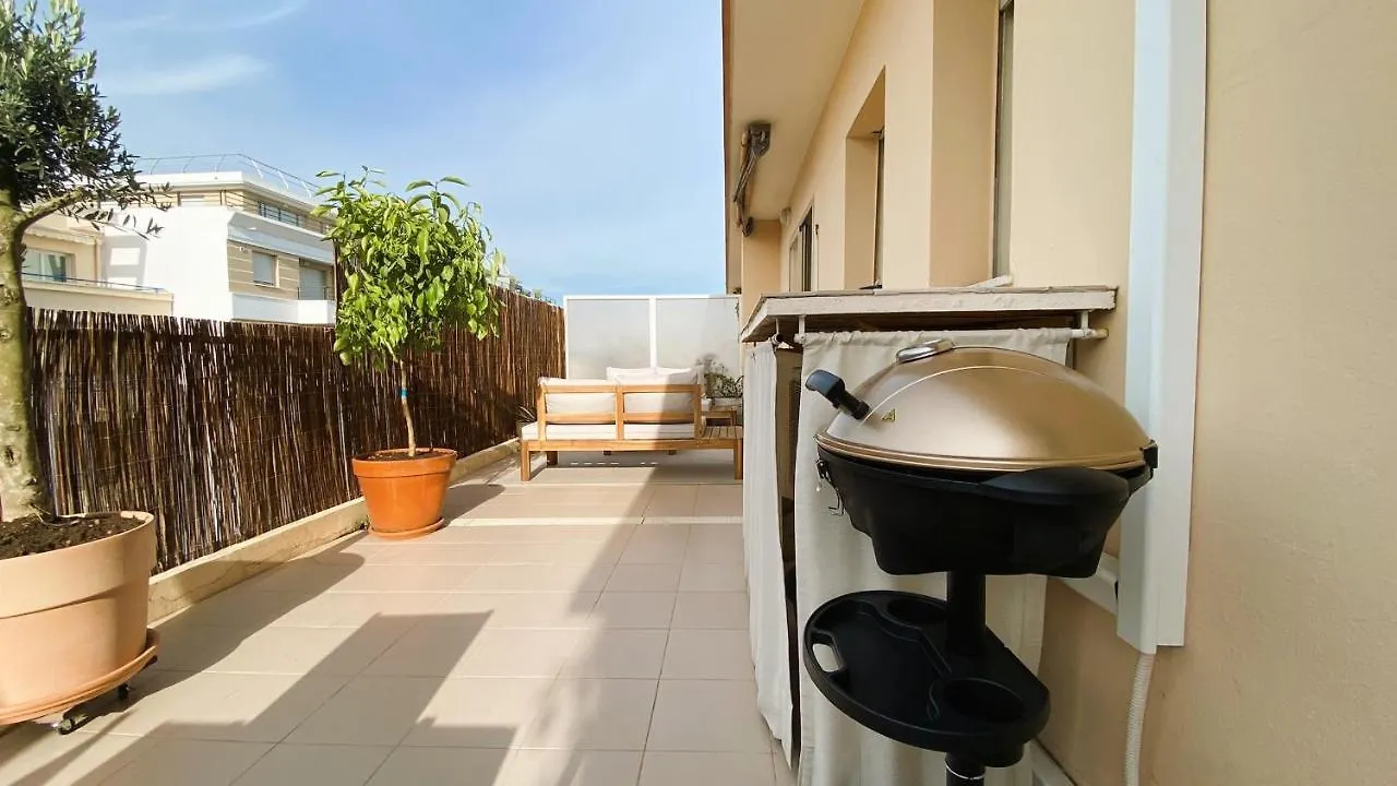 公寓 T2 Bricka La Terrasse De La Plage, Moderne, Equipe, Lumineux 昂蒂布 法国